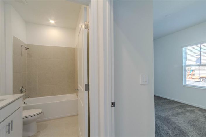 Image No.8-5 Bed Property for sale