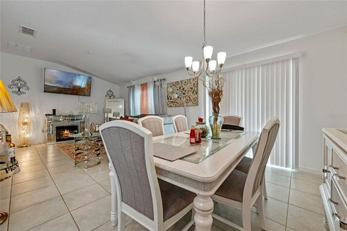 Image No.18-Propriété de 3 chambres à vendre à Kissimmee