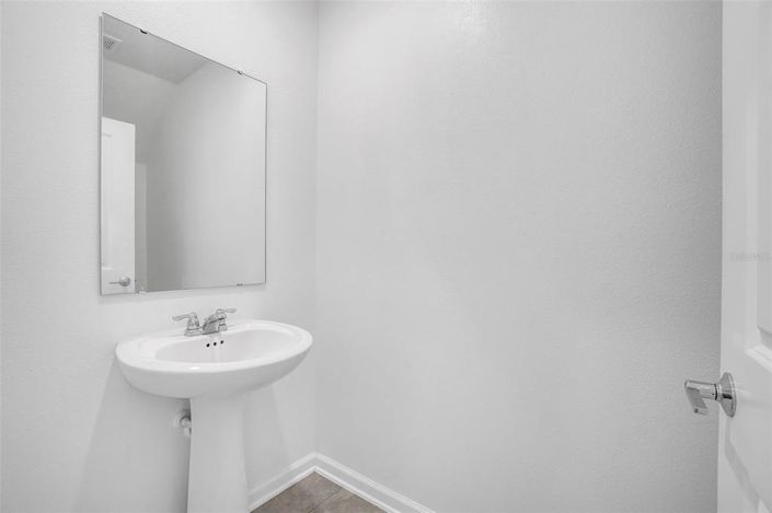 Image No.20-5 Bed Property for sale