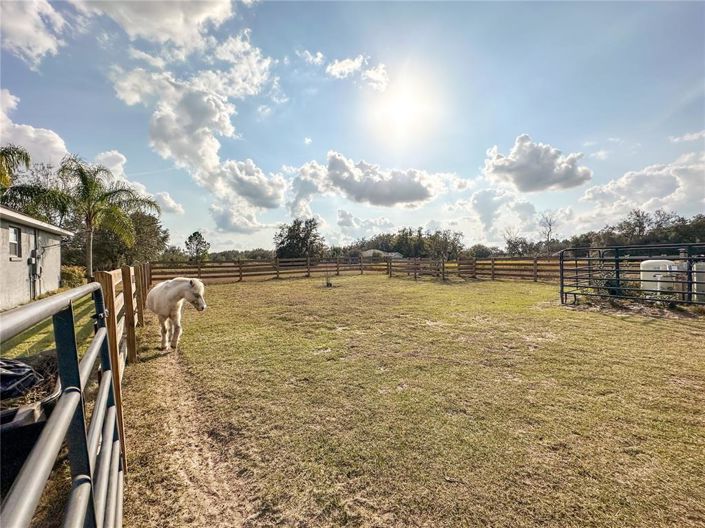 Image No.23-3 Bed Property for sale