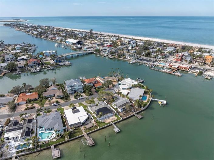 Image No.8-2 Bed Property for sale