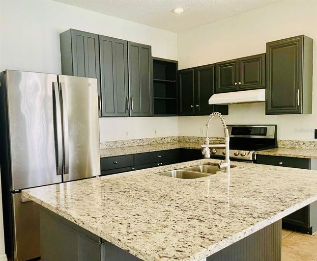 Image No.3-4 Bed Property for sale