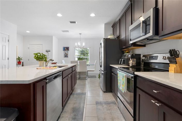 Image No.10-3 Bed Townhouse for sale