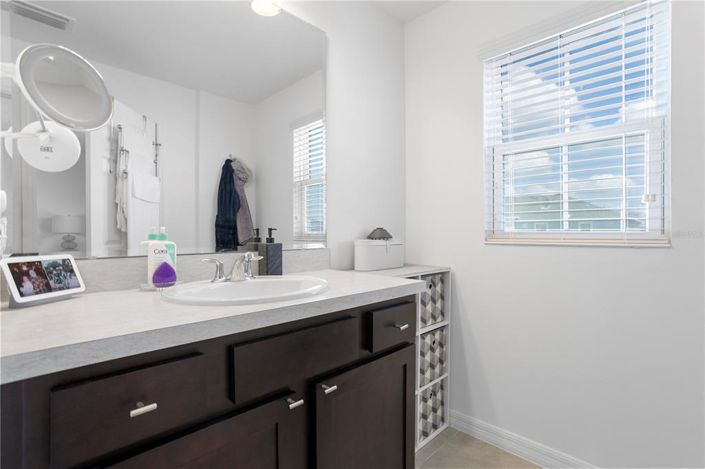 Image No.20-3 Bed Townhouse for sale