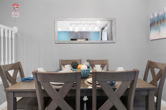 Image No.12-5 Bed Townhouse for sale