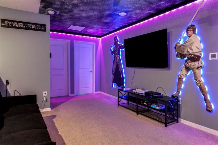 Image No.14-5 Bed Townhouse for sale