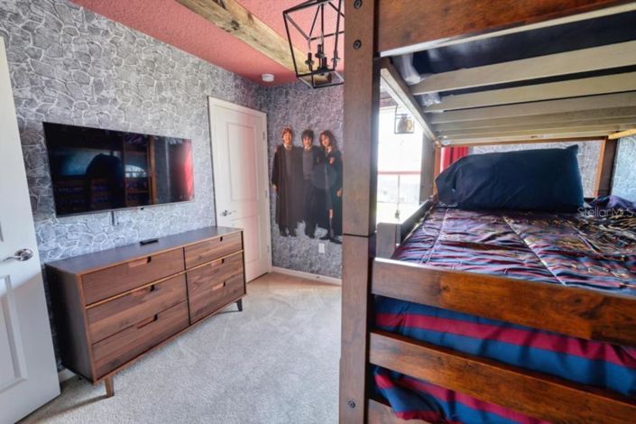 Image No.31-5 Bed Townhouse for sale