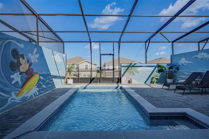 Image No.37-5 Bed Townhouse for sale