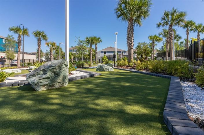 Image No.69-5 Bed Townhouse for sale