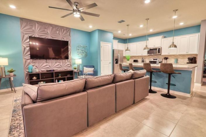 Image No.9-5 Bed Townhouse for sale