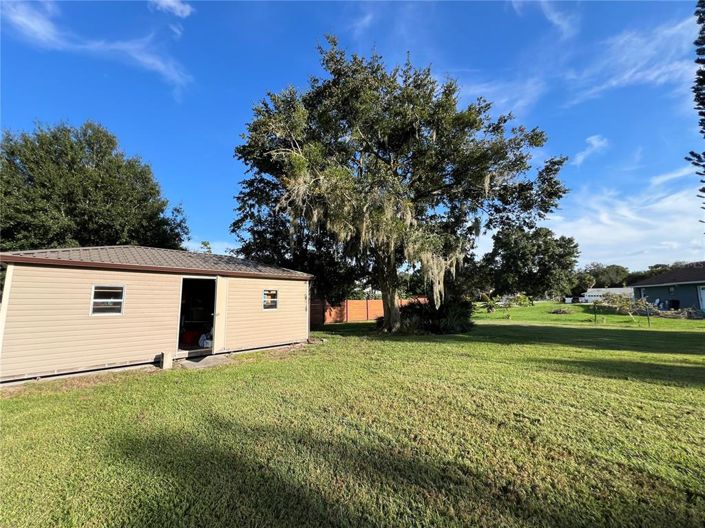 Image No.4-Propriété de 4 chambres à vendre à Kissimmee