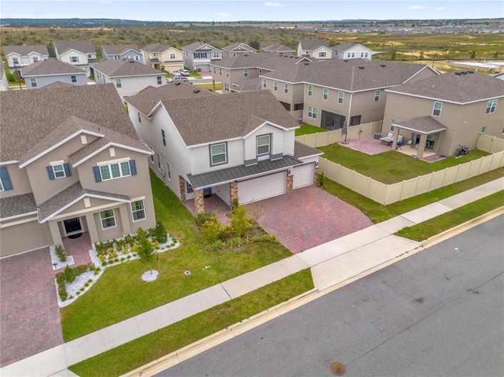 Image No.2-4 Bed Property for sale