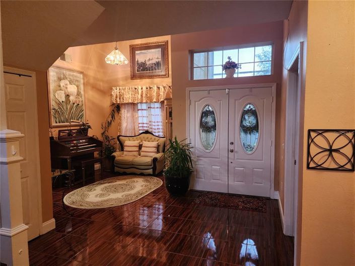 Image No.8-Propriété de 6 chambres à vendre à Kissimmee