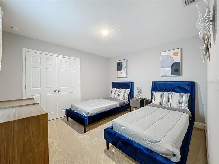 Image No.51-7 Bed Property for sale