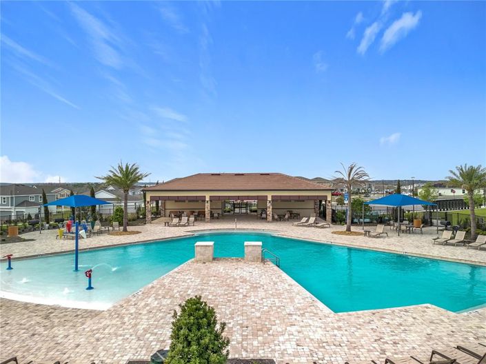 Image No.77-7 Bed Property for sale