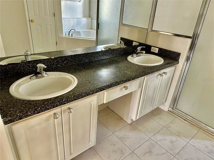 Image No.11-Propriété de 4 chambres à vendre à Kissimmee