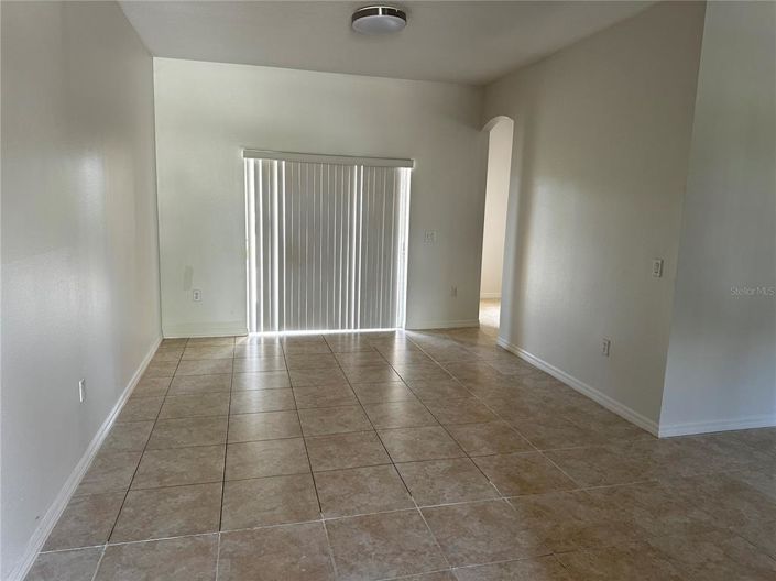 Image No.4-Propriété de 4 chambres à vendre à Kissimmee