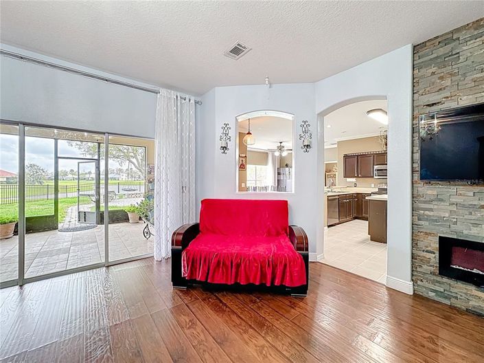 Image No.9-Propriété de 4 chambres à vendre à Kissimmee