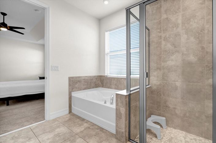 Image No.14-Propriété de 4 chambres à vendre à Kissimmee