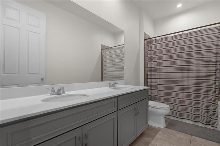 Image No.16-Propriété de 4 chambres à vendre à Kissimmee