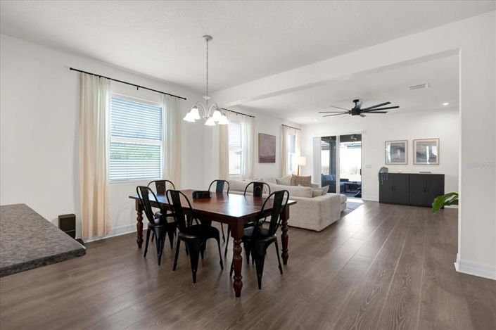 Image No.9-Propriété de 4 chambres à vendre à Kissimmee