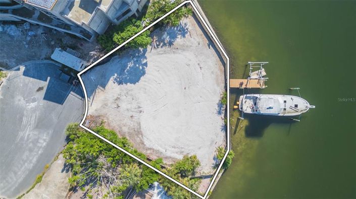 Image No.2-4 Bed Property for sale