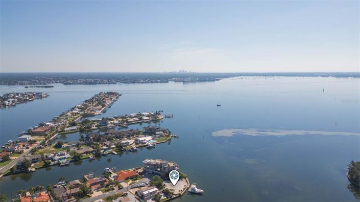 Image No.3-4 Bed Property for sale