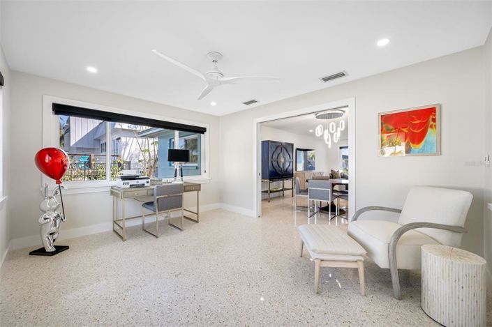 Image No.21-3 Bed Property for sale