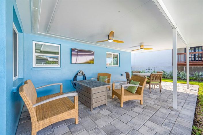 Image No.33-3 Bed Property for sale