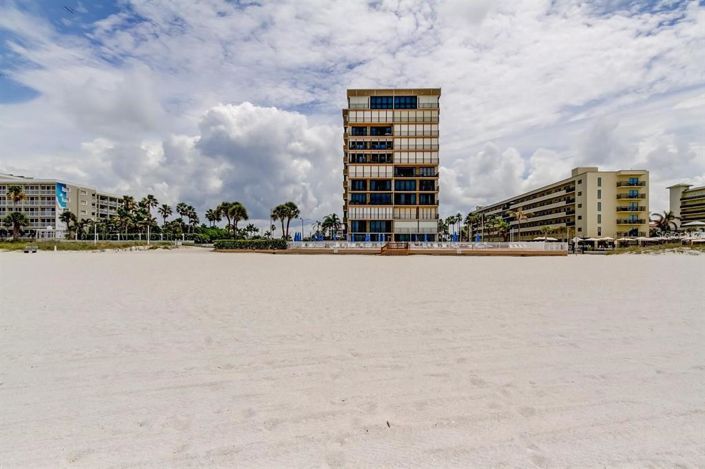 Image No.34-2 Bed Property for sale