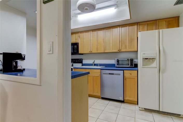 Image No.9-2 Bed Property for sale