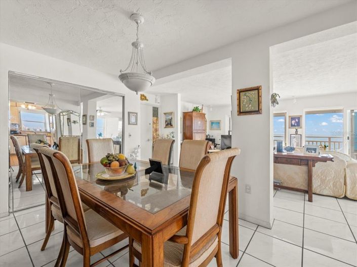 Image No.16-2 Bed Property for sale