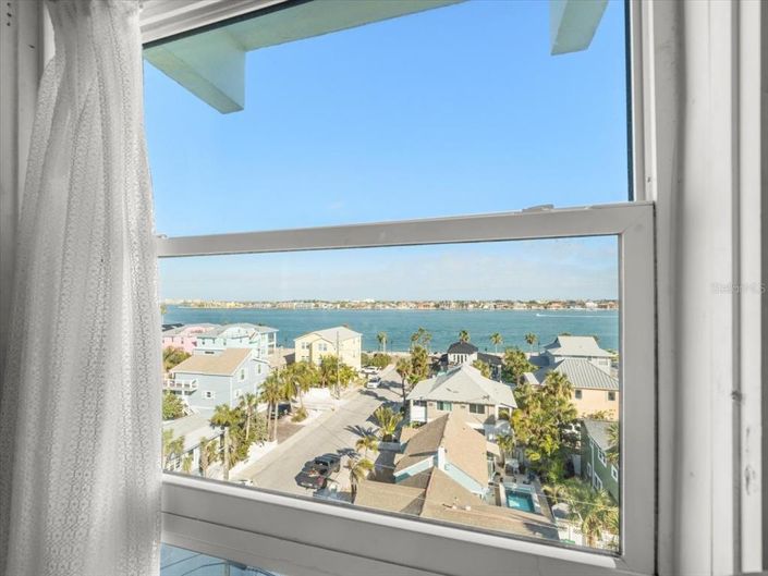 Image No.27-2 Bed Property for sale