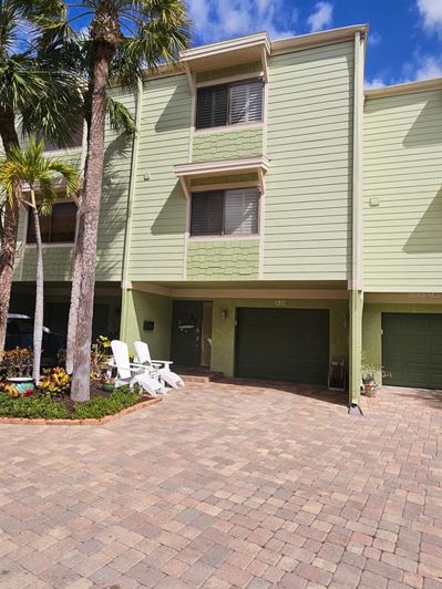 Image No.2-Propriété de 3 chambres à vendre à Treasure Island