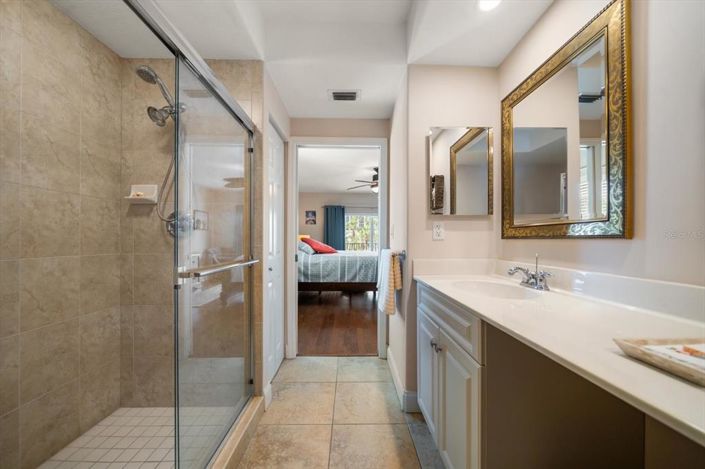 Image No.42-3 Bed Property for sale