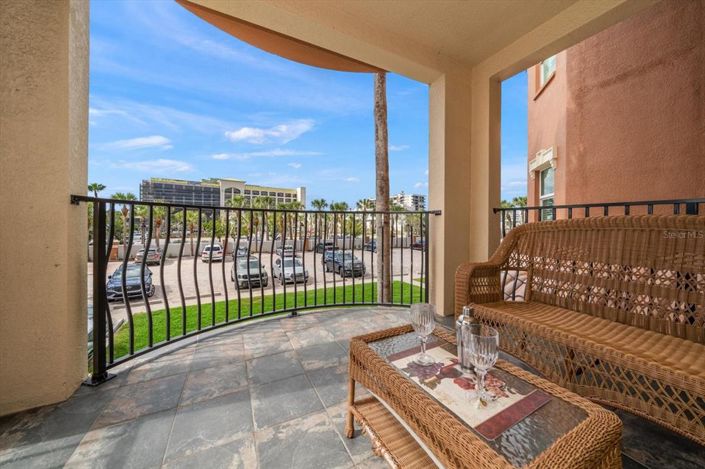 Image No.44-3 Bed Property for sale