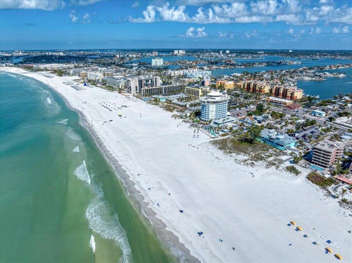 Image No.70-3 Bed Property for sale