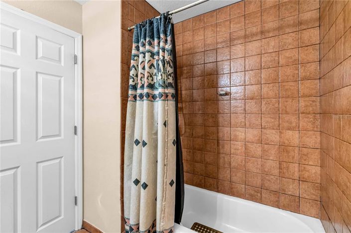 Image No.29-3 Bed Townhouse for sale