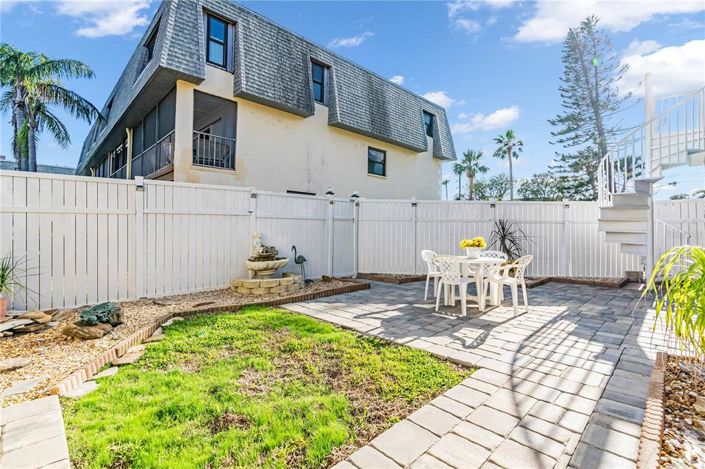 Image No.38-3 Bed Townhouse for sale