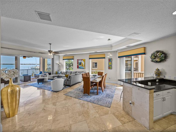 Image No.20-Propriété de 3 chambres à vendre à Treasure Island