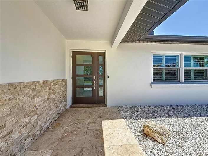 Image No.11-4 Bed Property for sale