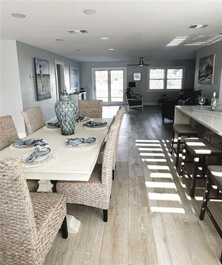 Image No.12-4 Bed Property for sale