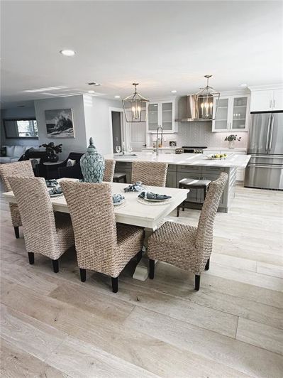 Image No.14-4 Bed Property for sale