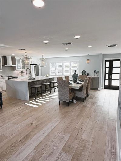 Image No.18-4 Bed Property for sale