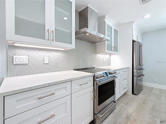 Image No.20-4 Bed Property for sale