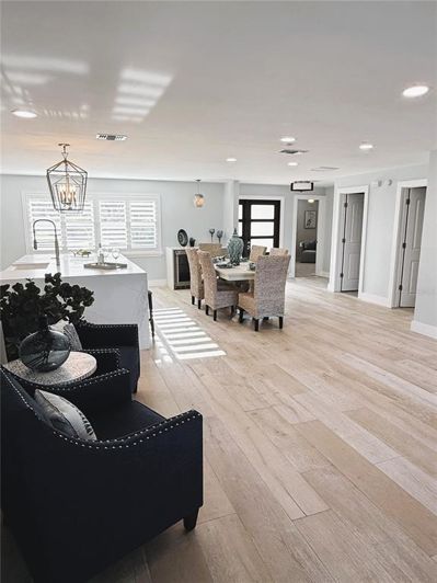 Image No.24-4 Bed Property for sale