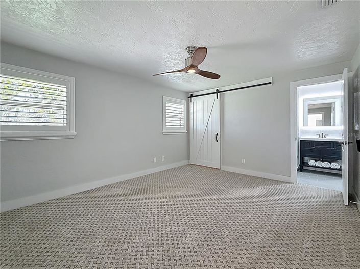 Image No.45-4 Bed Property for sale