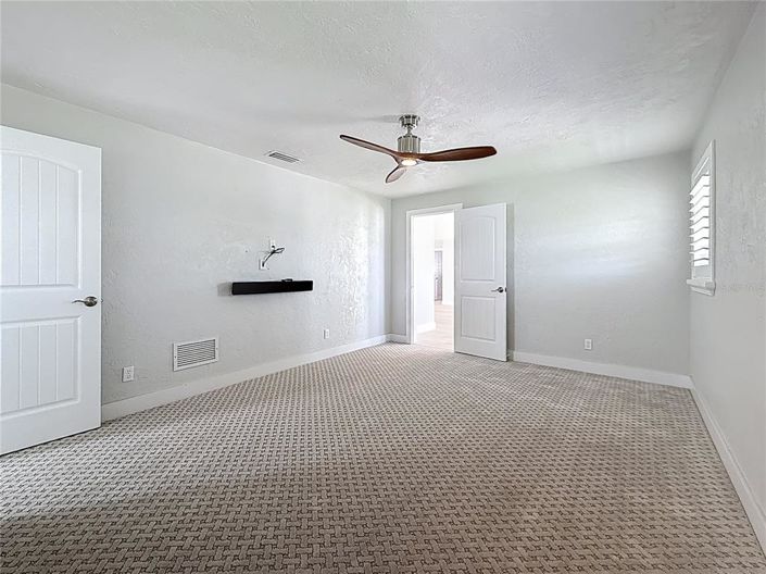 Image No.46-4 Bed Property for sale