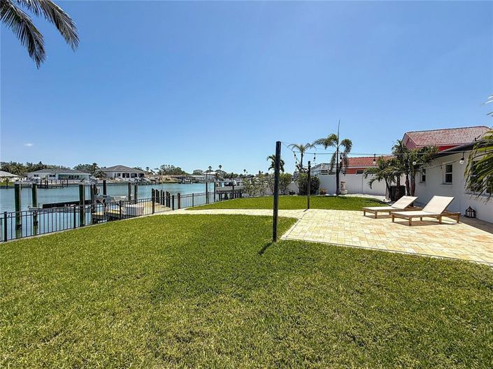 Image No.58-4 Bed Property for sale