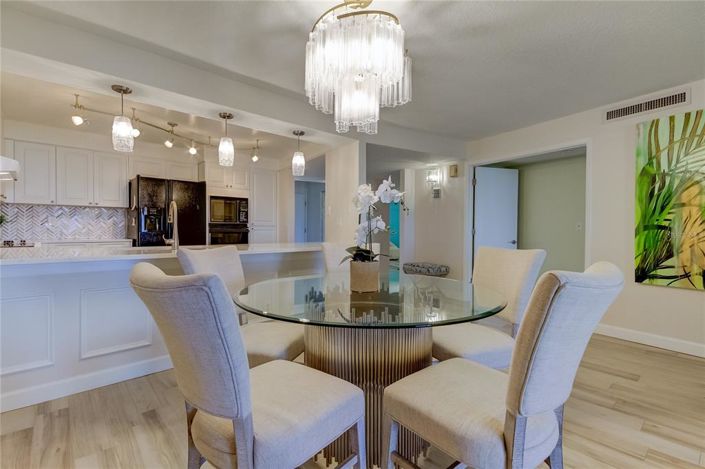 Image No.9-3 Bed Property for sale